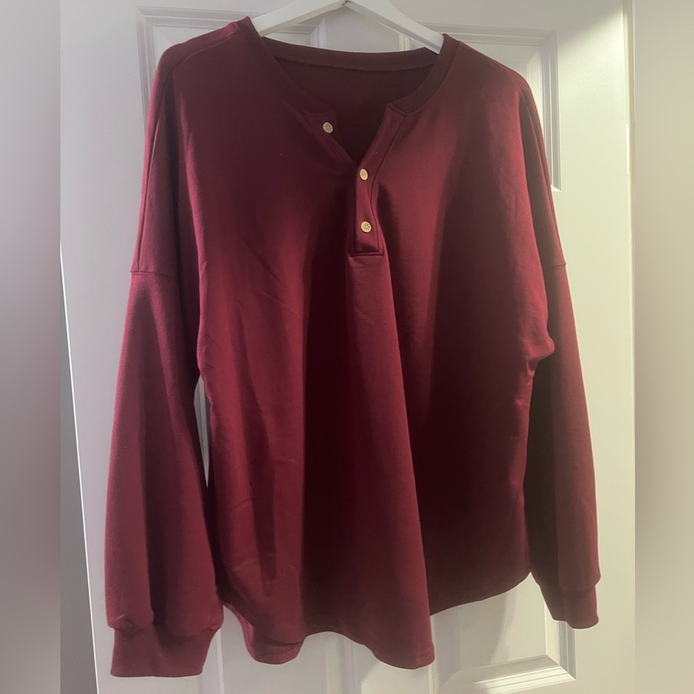 Never Worn! Women’s XL Burgundy Long Sleeve Henley Shirt